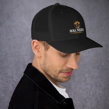 Load image into Gallery viewer, Hoja Negra Apparel Black Trucker Cap